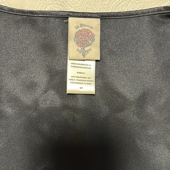 In Bloom Satin Robe | S - Picture 5 of 5